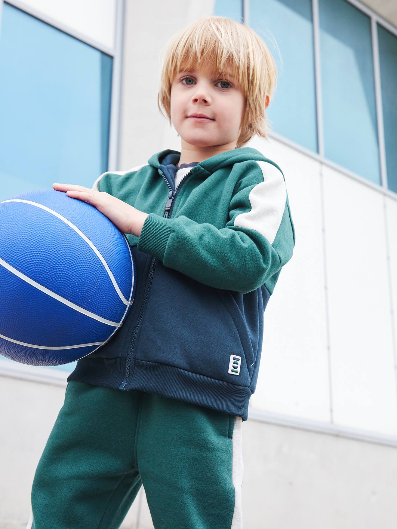 https://kids-avenue.com.ua/pages/gallery/6368/sweat-zippe-a-capuche-effet-colorblock-sport-garcon (9).jpg